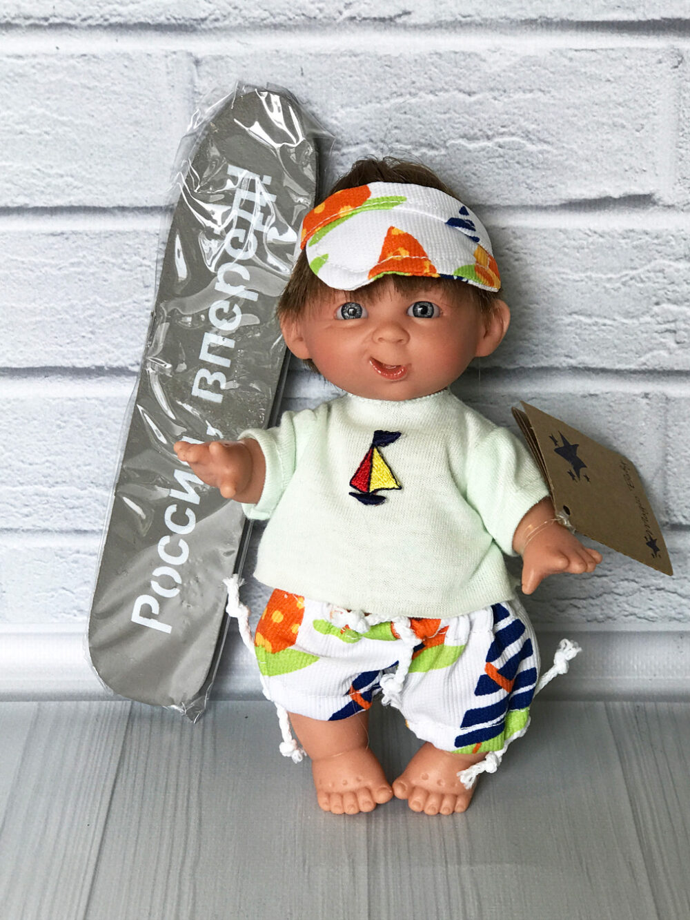 Испанская кукла мальчик серфер от фабрики Lamagik