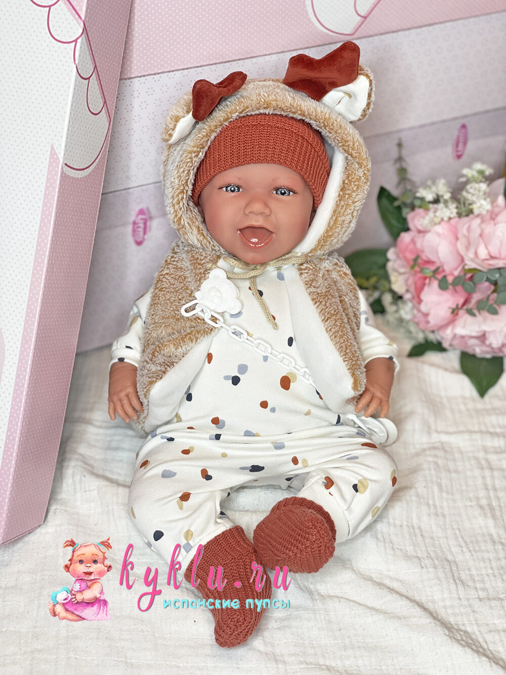 Девочка младенец улыбашка в костюме олененка