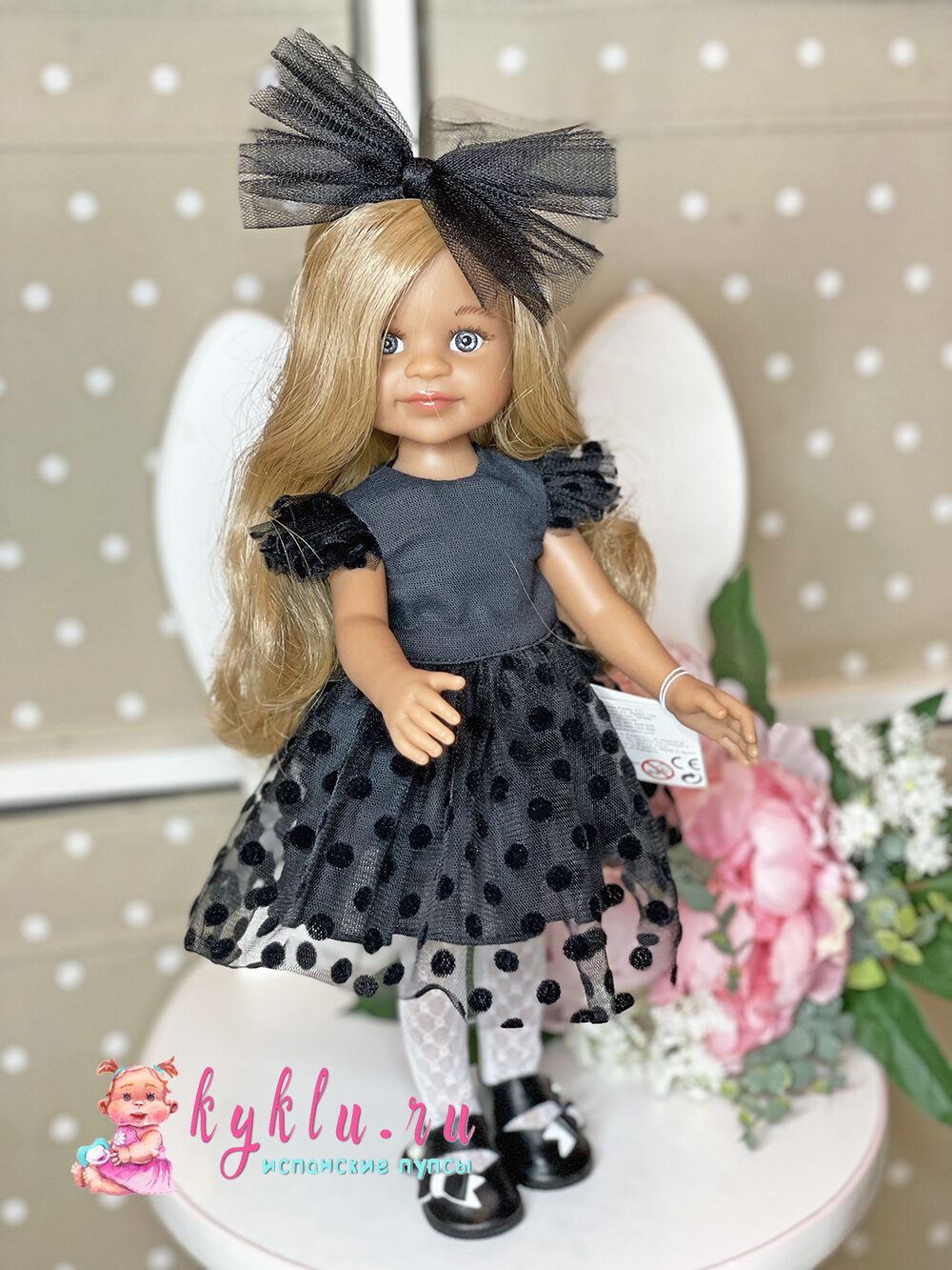 Кукла Клео Ирис в черном платье