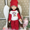 Кукла Клео с удлиненными волосами в красном костюме